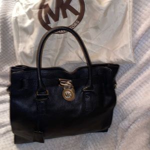 Black and silver bag